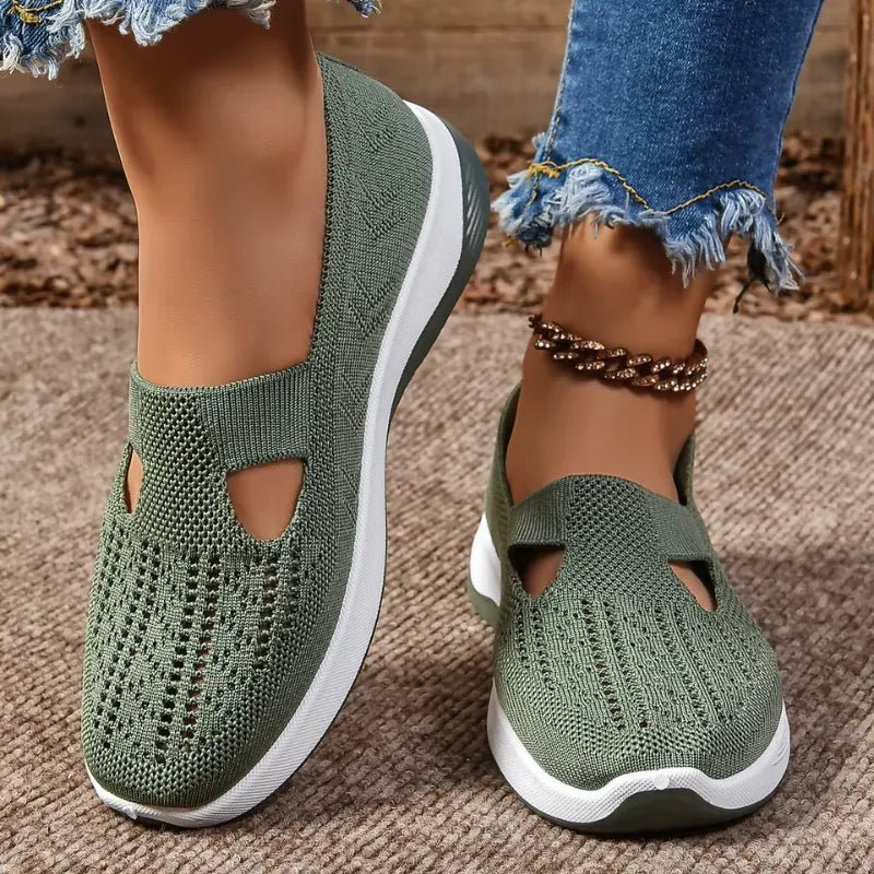 Akira | Orthopedic Comfort Sneakers - Ciara & Fiona