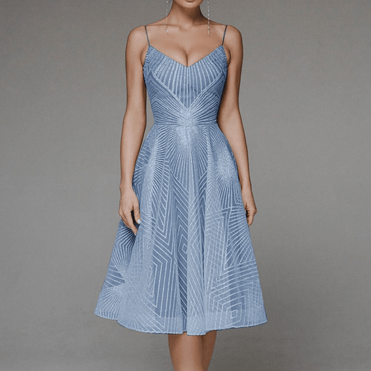 Alondra | Fashionable Dress with Elegant Open Back - Ciara & Fiona