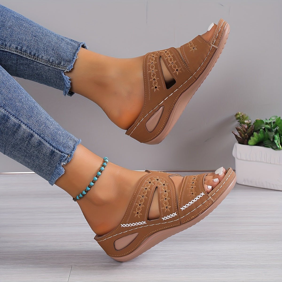 Amina | Orthopedic Sandals - Ciara & Fiona