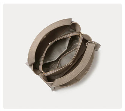 Anaïs Bucket - Ciara & Fiona