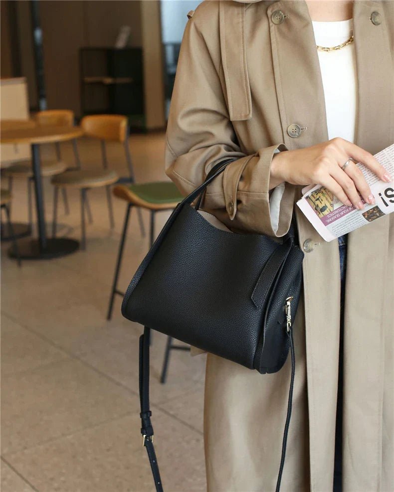 Anaïs Bucket - Ciara & Fiona