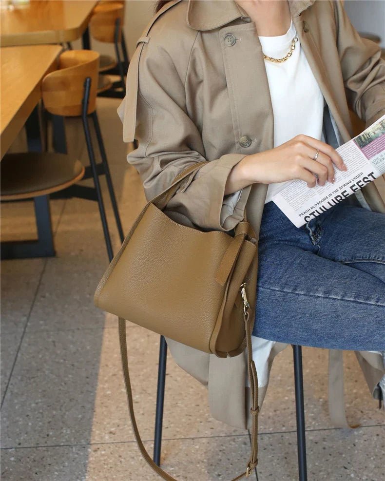 Anaïs Bucket - Ciara & Fiona