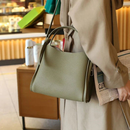 Anaïs Bucket - Ciara & Fiona