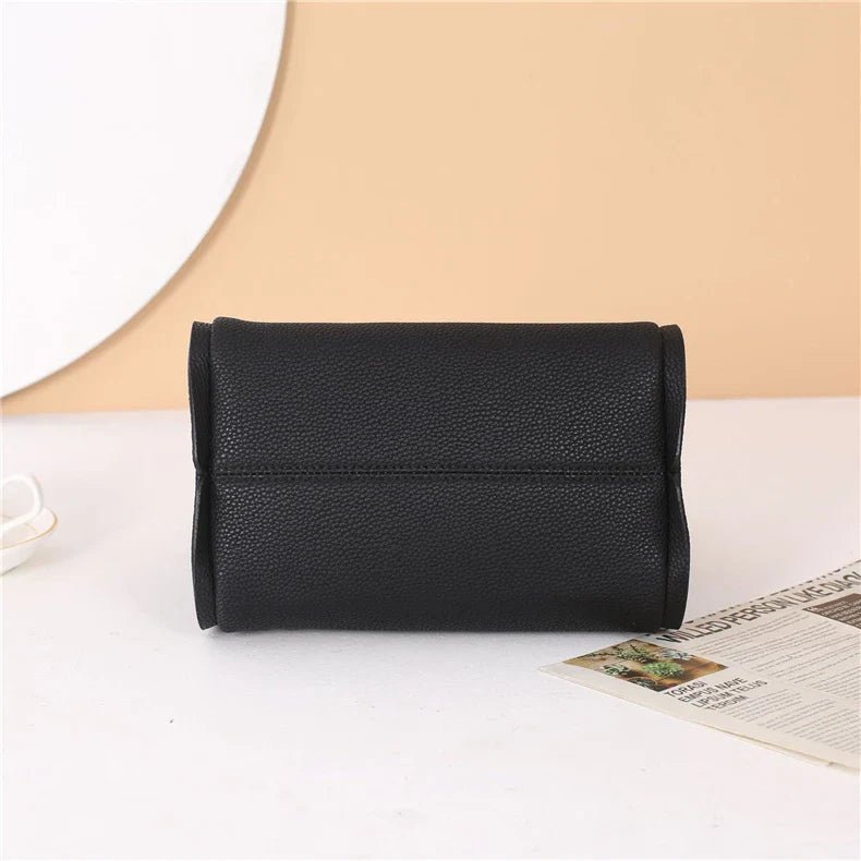 Anaïs Bucket - Ciara & Fiona