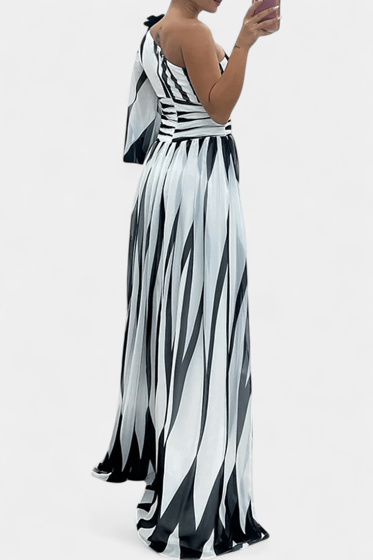 Aubryzah | Sophisticated Maxi Dress - Luna Hampton