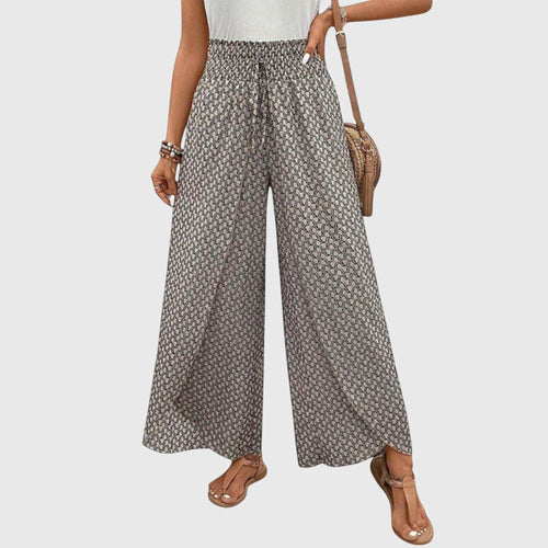 Chiara - Stylish Palazzo Pants - Luna Hampton
