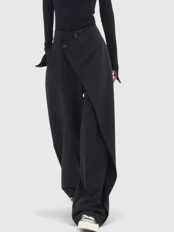 Chrissie | Sophisticated Pants - Luna Hampton