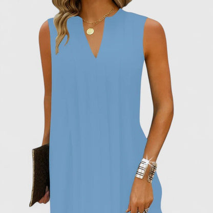 Clarhild™ | Elegant Flattering Dress with V - Neck - Luna Hampton