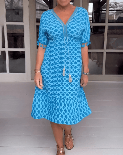 Della | Comfortable Loose Fit V - Neck Midi Dress - Ciara & Fiona