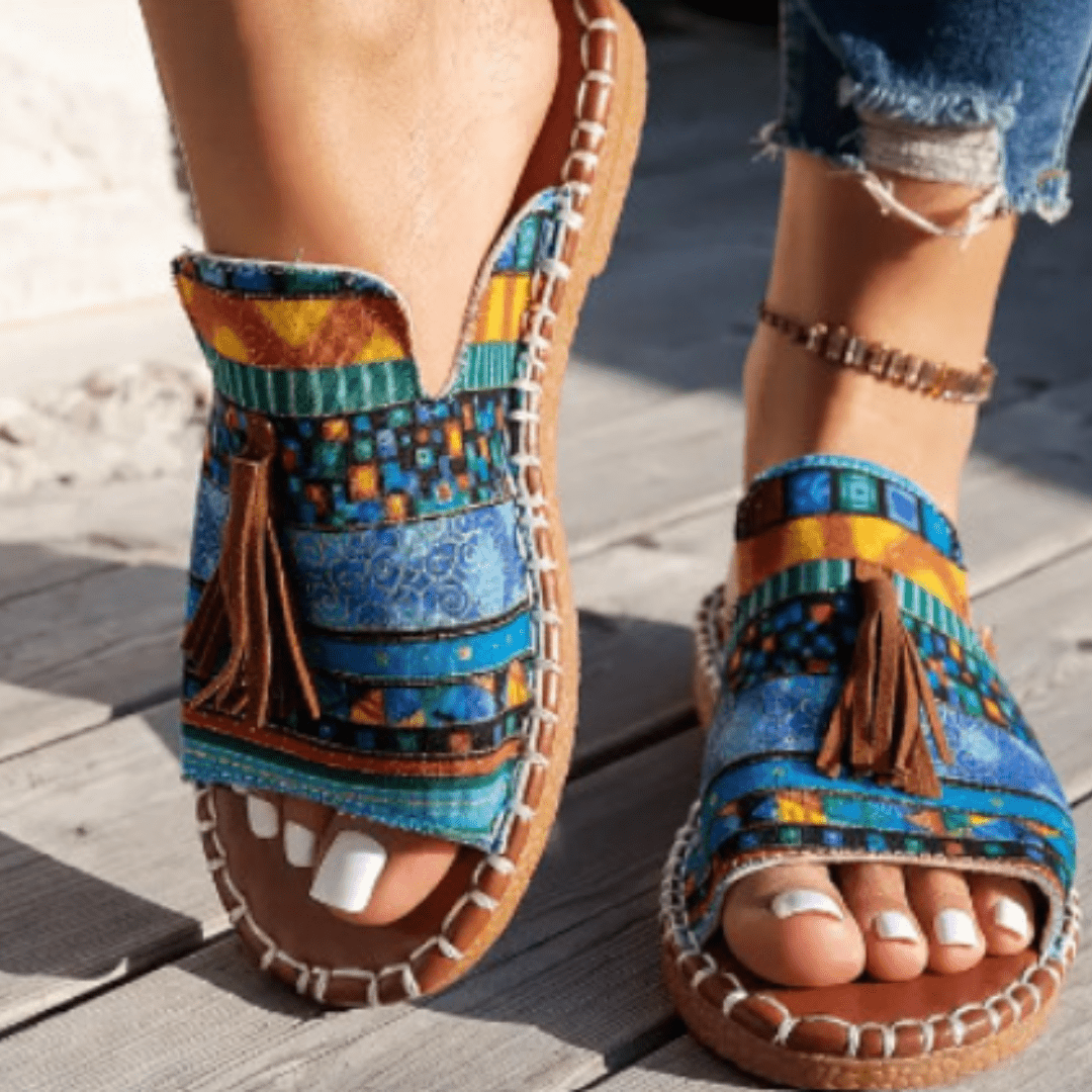 Elianne | Comfortable Flat Sandals - Ciara & Fiona