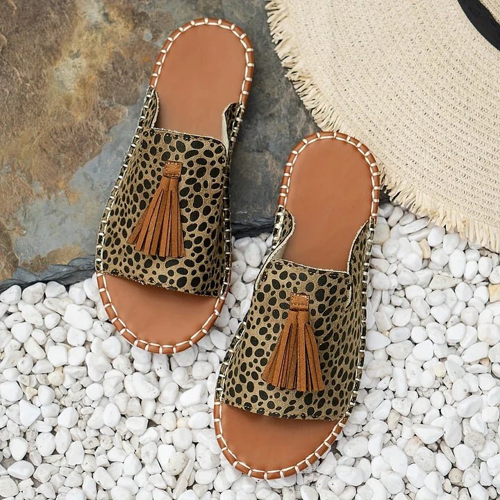 Elianne | Comfortable Flat Sandals - Ciara & Fiona