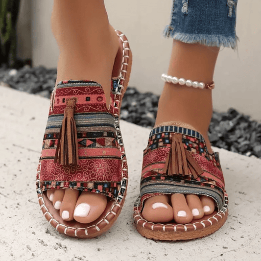 Elianne | Comfortable Flat Sandals - Ciara & Fiona