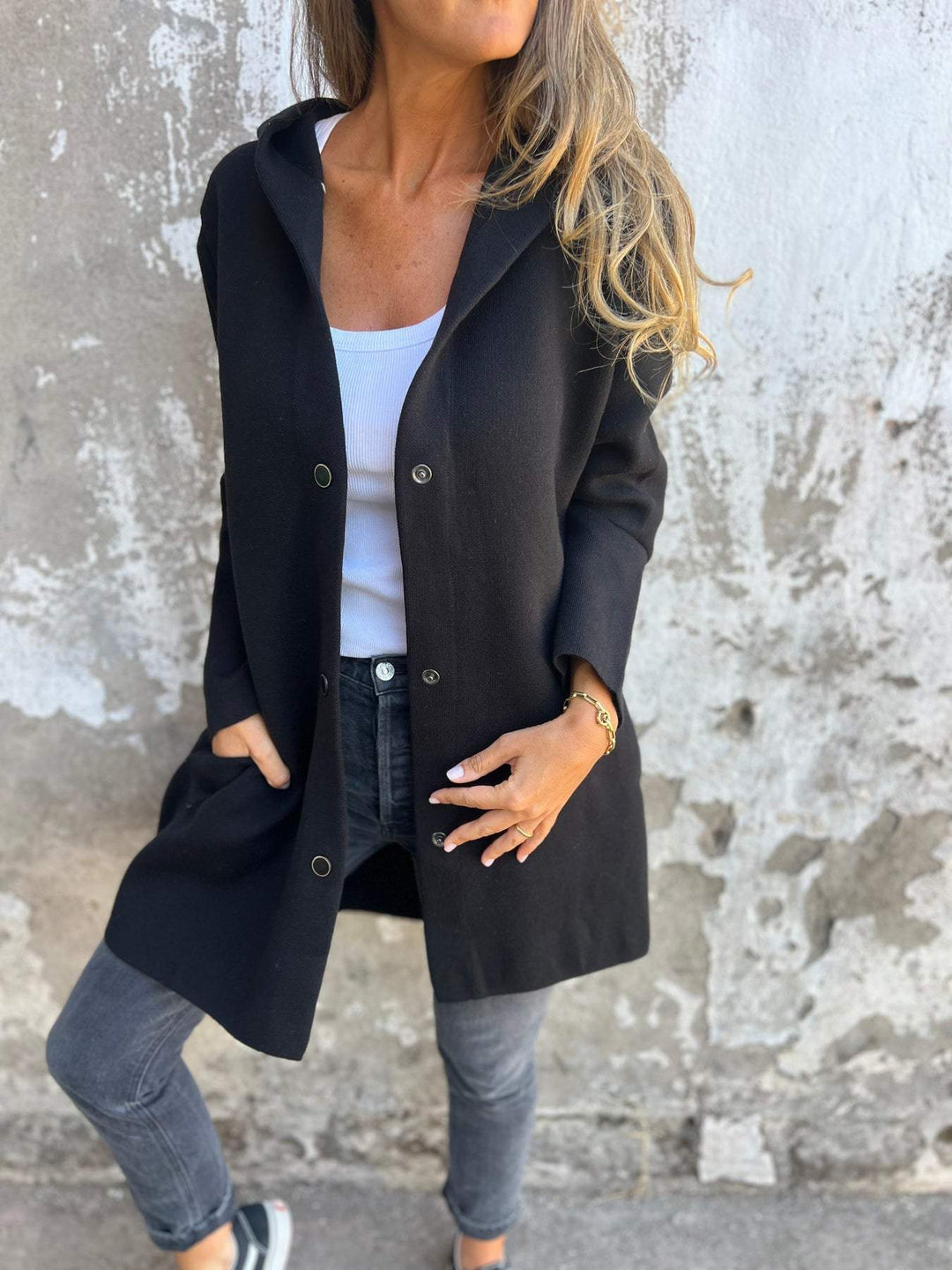 ELISA | Casual single - breasted blazer with hood - Ciara & Fiona