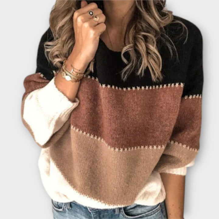 Elisa - Relaxed & Comfy Sweater - Ciara & Fiona