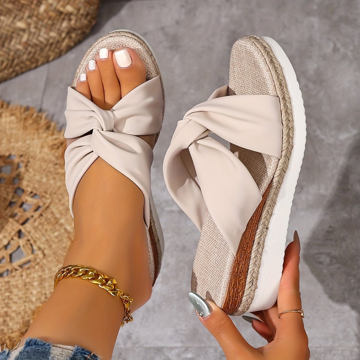 Enora | Wedge Sandals - Ciara & Fiona