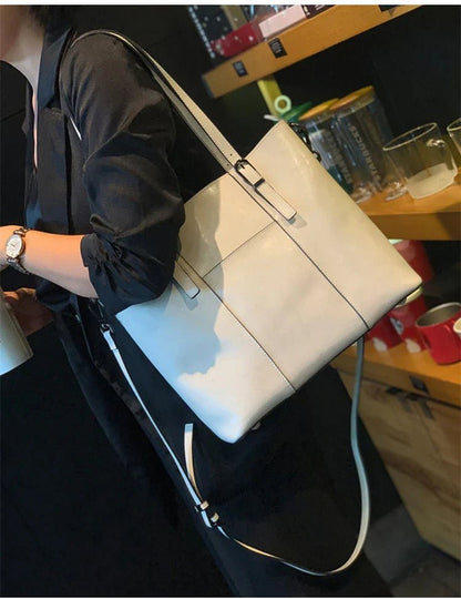 Horizon Shopper - Ciara & Fiona