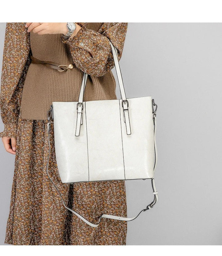 Horizon Shopper - Ciara & Fiona