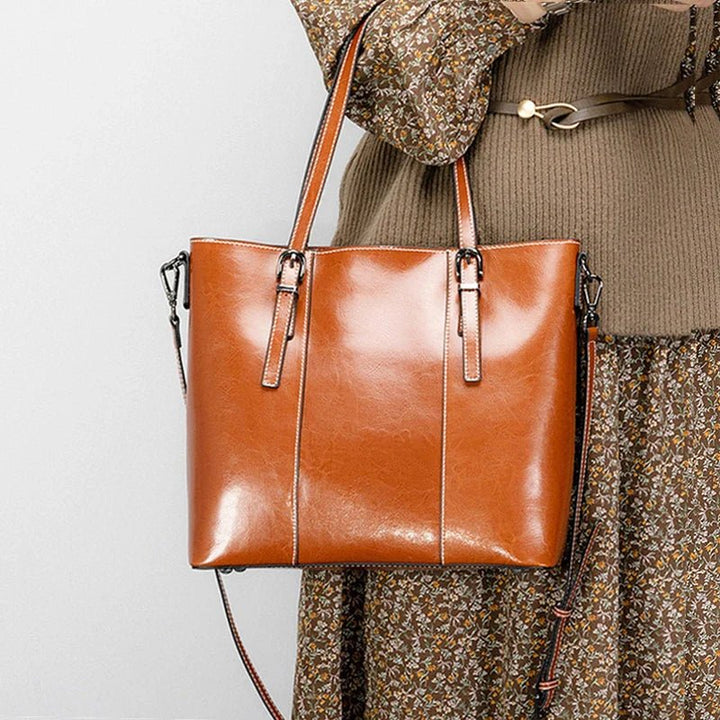 Horizon Shopper - Ciara & Fiona