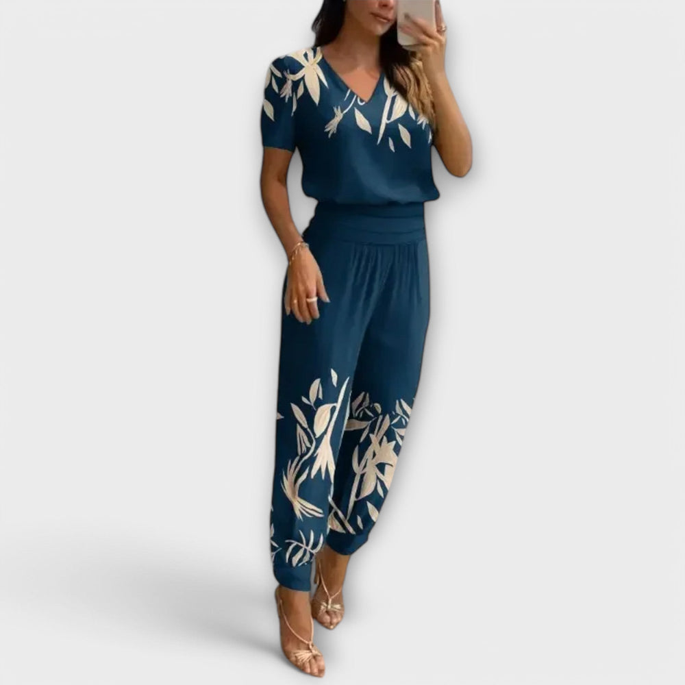 Irmelin – Elegant Set with Top and Pants - Luna Hampton