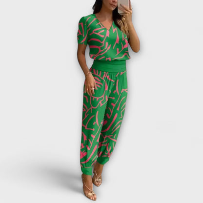 Irmelin – Elegant Set with Top and Pants - Luna Hampton