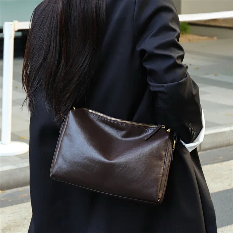 Isabella Shoulder - Ciara & Fiona