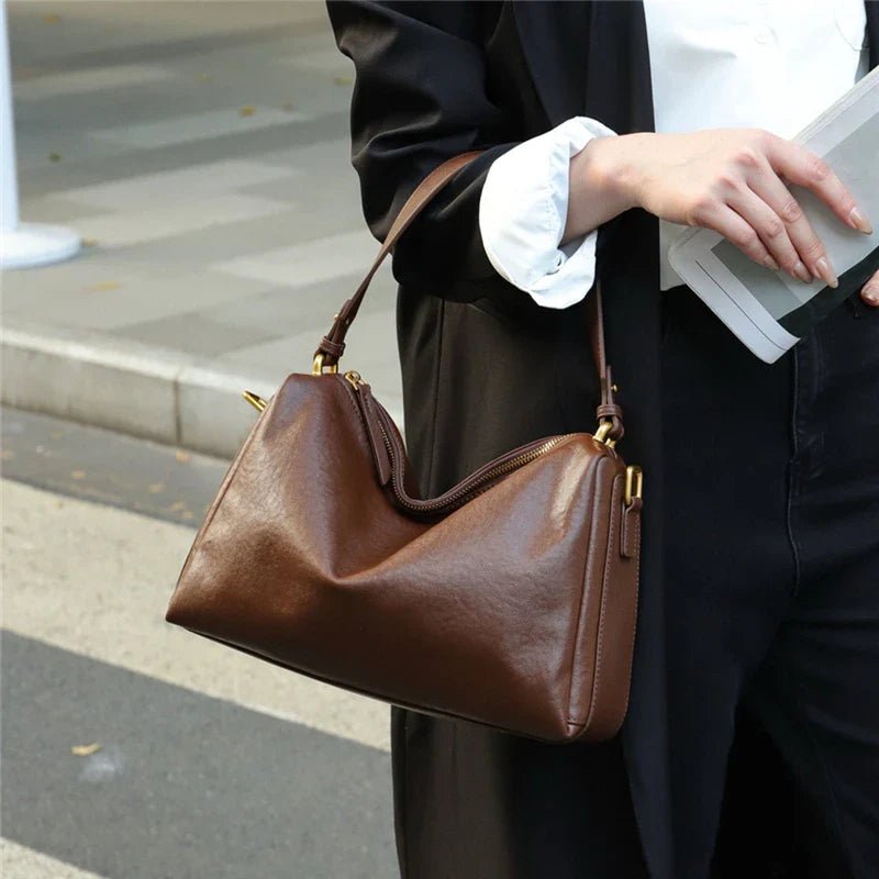 Isabella Shoulder - Ciara & Fiona