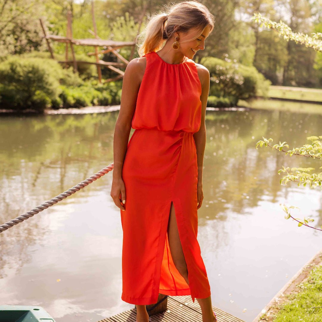 Liene | Elegant Midi Dress - Ciara & Fiona