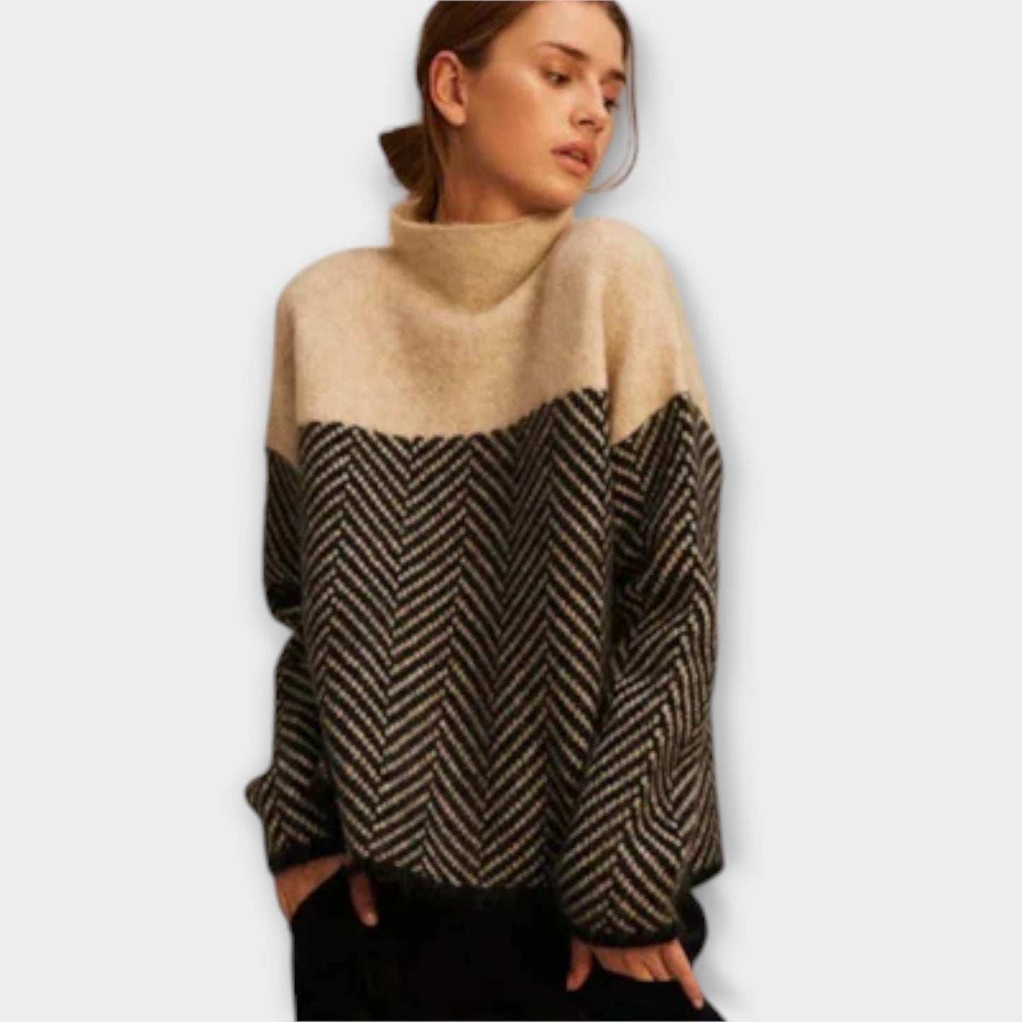 Maeve - Cozy Turtleneck Sweater - Ciara & Fiona