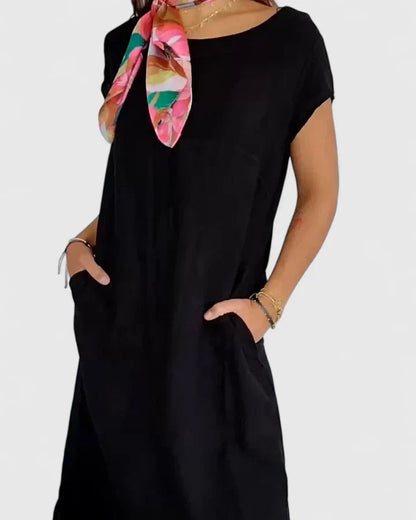 Meliyzah | Comfortable Dress - Luna Hampton