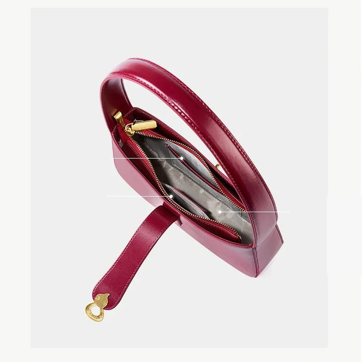 Oxford Street Hobo - Ciara & Fiona