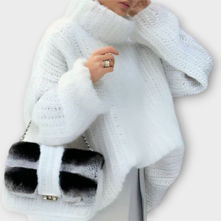 Paulina - Cozy Long Sleeve Women's Hoodie - Ciara & Fiona