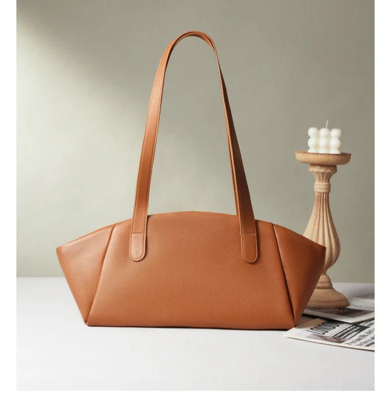 Regent Hobo - Ciara & Fiona