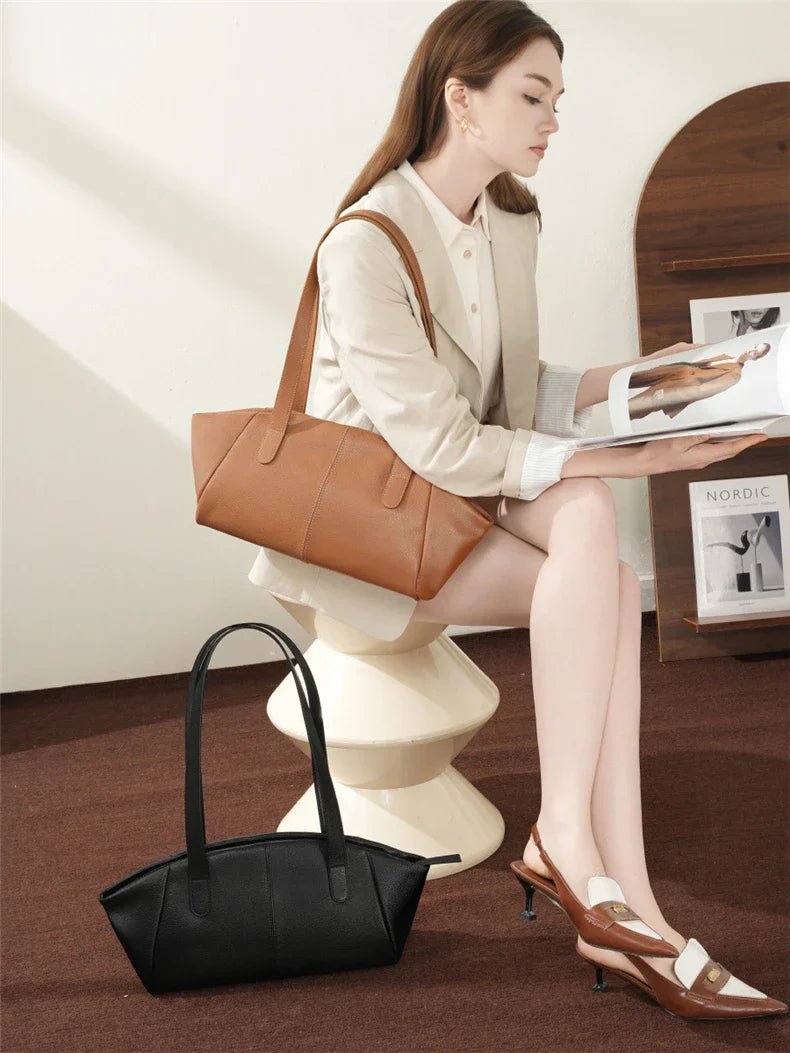 Regent Hobo - Ciara & Fiona