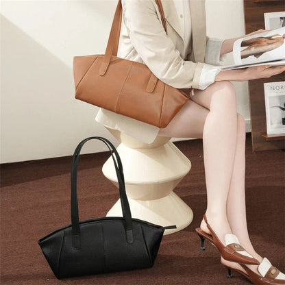 Regent Hobo - Ciara & Fiona