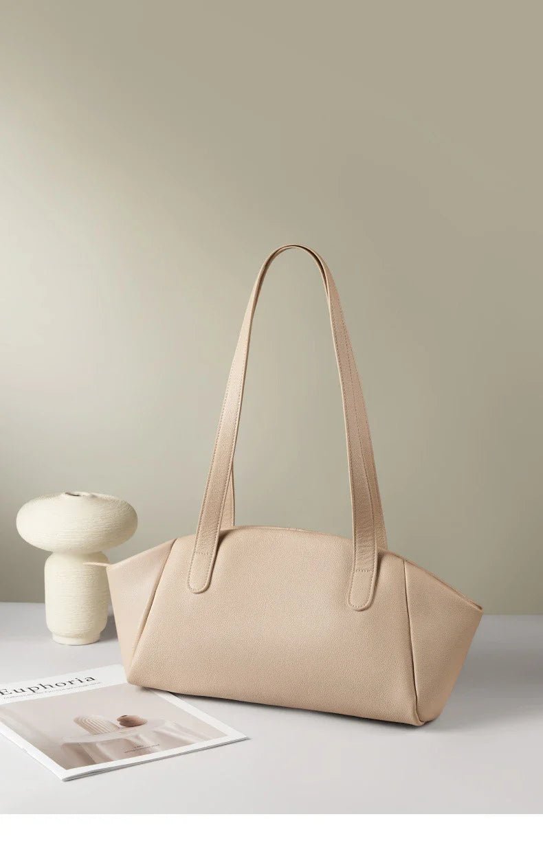 Regent Hobo - Ciara & Fiona