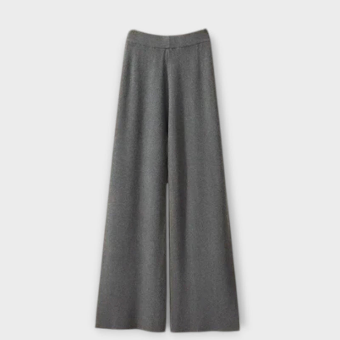 Sandra - Cozy Three - Piece Set - Luna Hampton