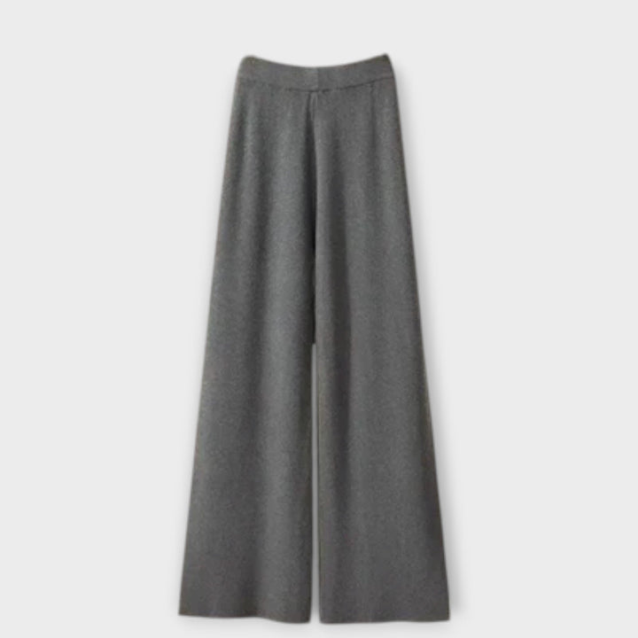 Sandra - Cozy Three - Piece Set - Luna Hampton