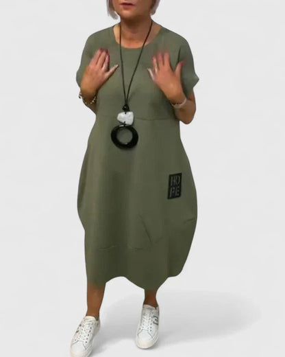 Thalyssiah | Comfortable Midi Dress - Luna Hampton