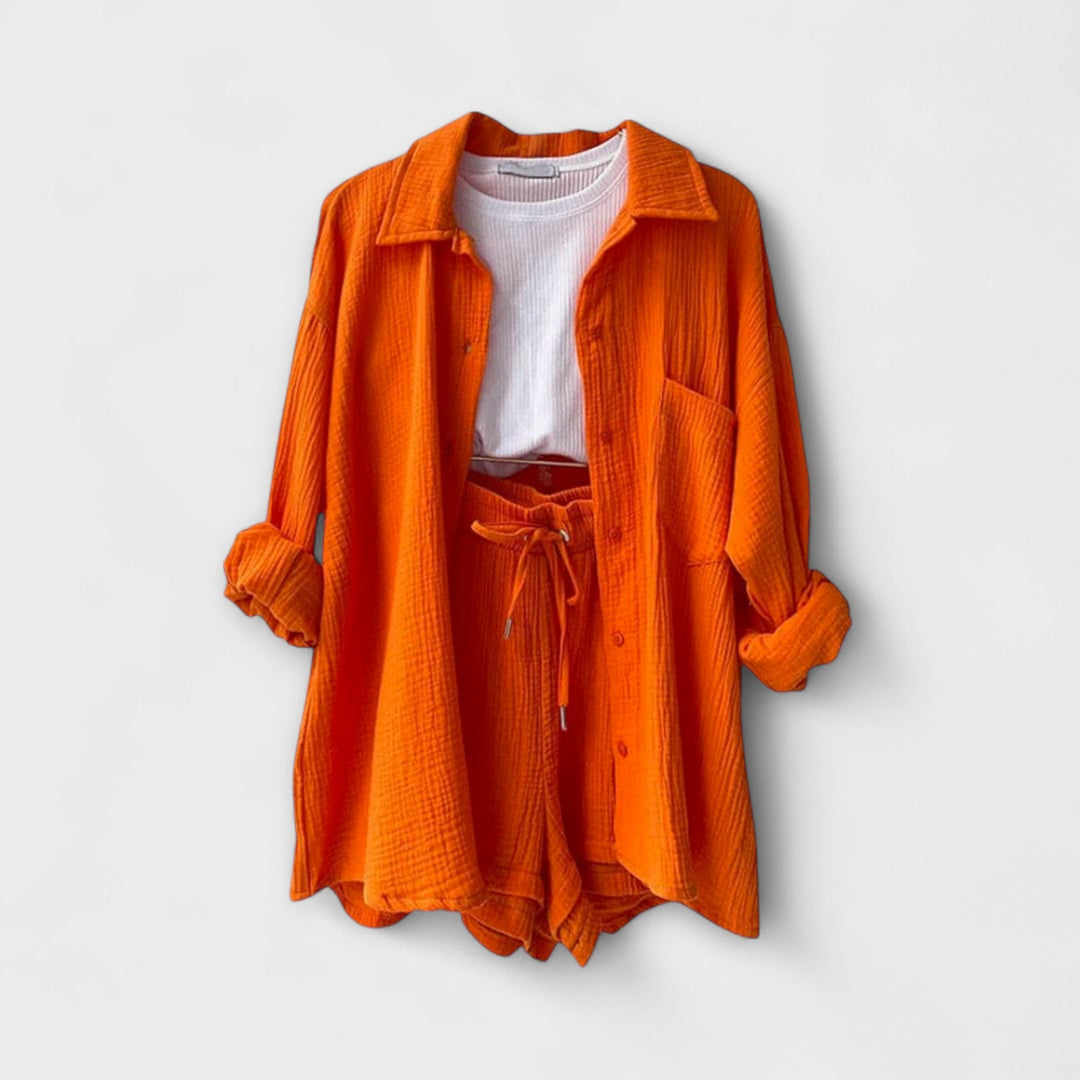 Victoria - Comfortable 2 - Piece Set - Luna Hampton