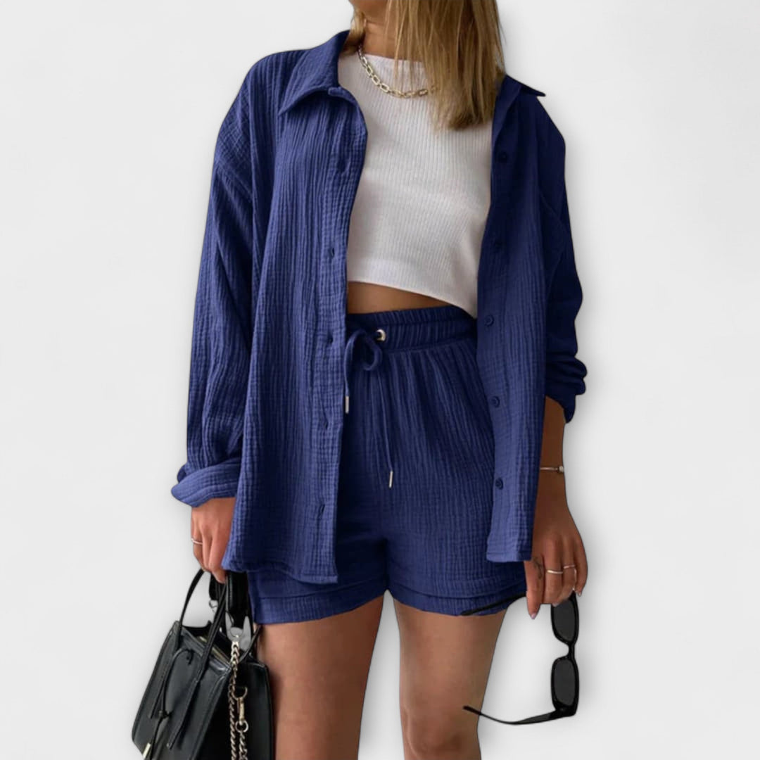 Victoria - Comfortable 2 - Piece Set - Luna Hampton