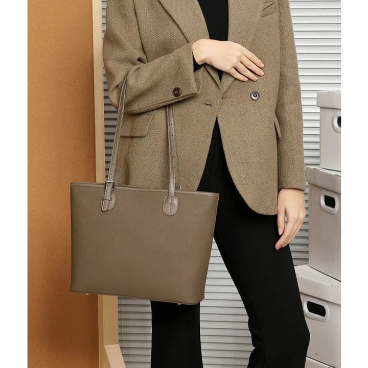 Vienna Luxe - Ciara & Fiona