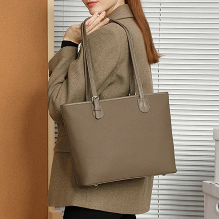 Vienna Luxe - Ciara & Fiona