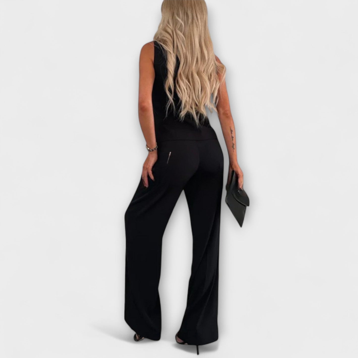 Wilhelmina - Chic Sleeveless Top and Pants Ensemble - Luna Hampton
